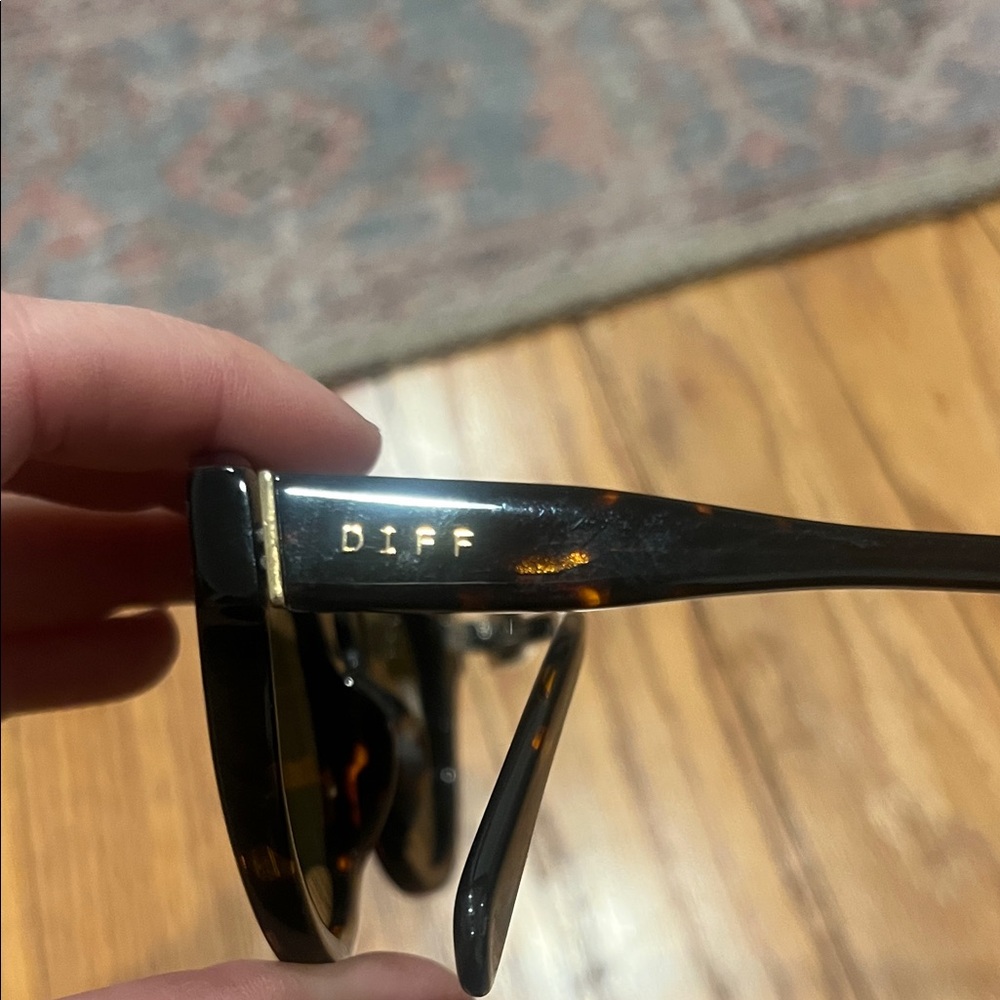 Diff Eyewear Round Tortoiseshell And Blue Reflect… - image 2